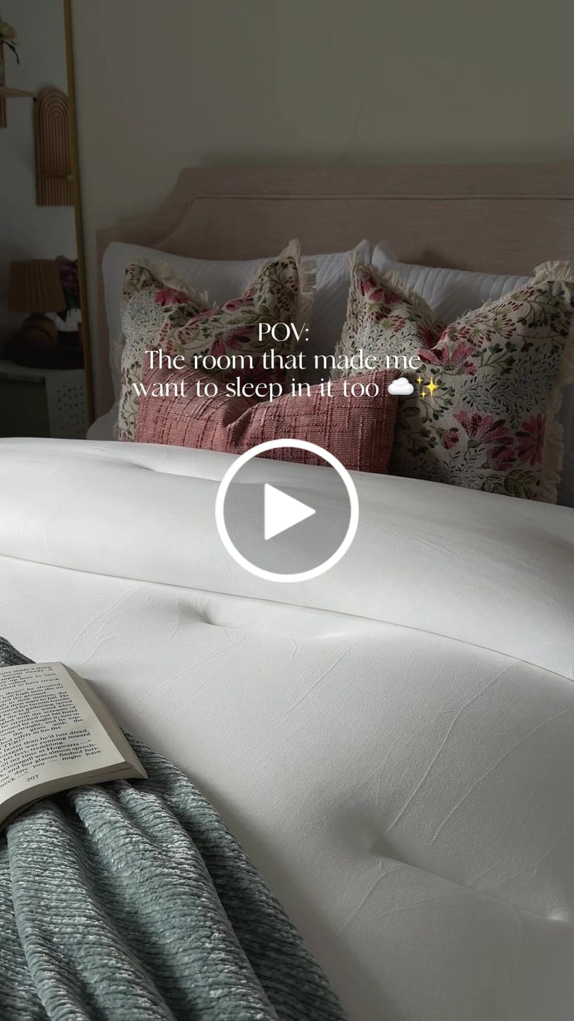 Customer video review of MarshMellow Comforter