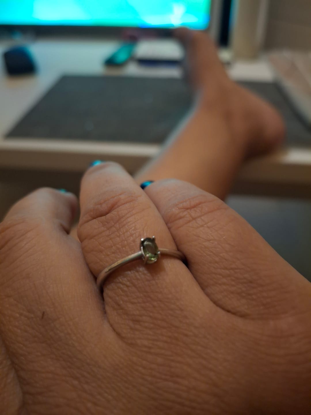 Customer photo review of Anillo Moldavita Ajustable | Buena suerte - Espiritualidad