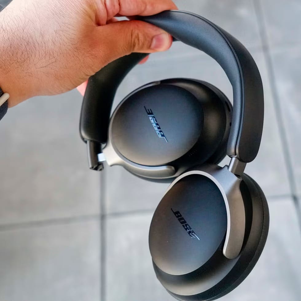 Customer photo review of New Quiet Comfort Ultra Wireless Noise Cancelling Headphones with Spatial Audio, Over-The-Ear Headphones with Mic, Up to 24 Hours of Battery Life, Black