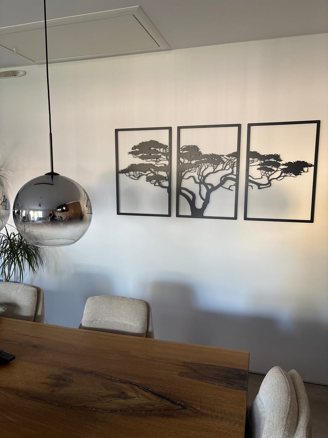 Customer photo review of Décoration murale en métal noir - Arbre de vie Africain
