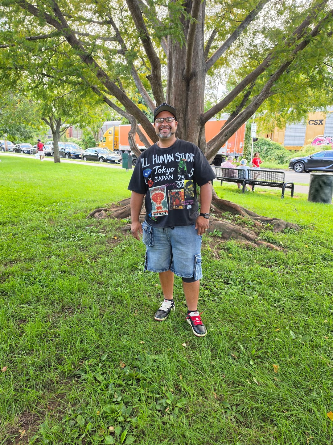 Customer photo review of All Human Shinjuku Tee Black