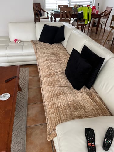 Customer photo review of Cosy Couch - Couch Cover