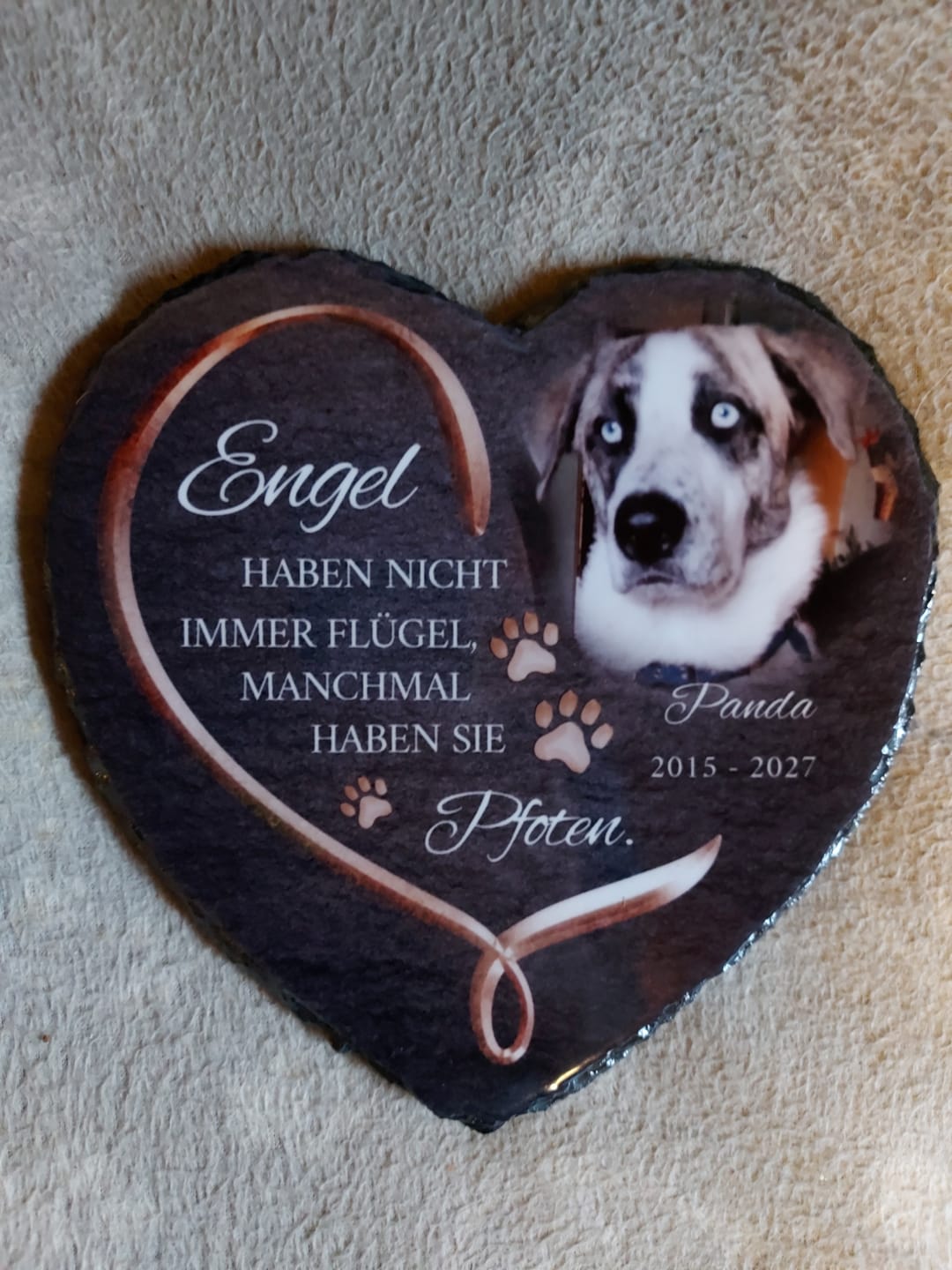 Customer photo review of Personalisiertes Schieferherz - Engel haben Pfoten
