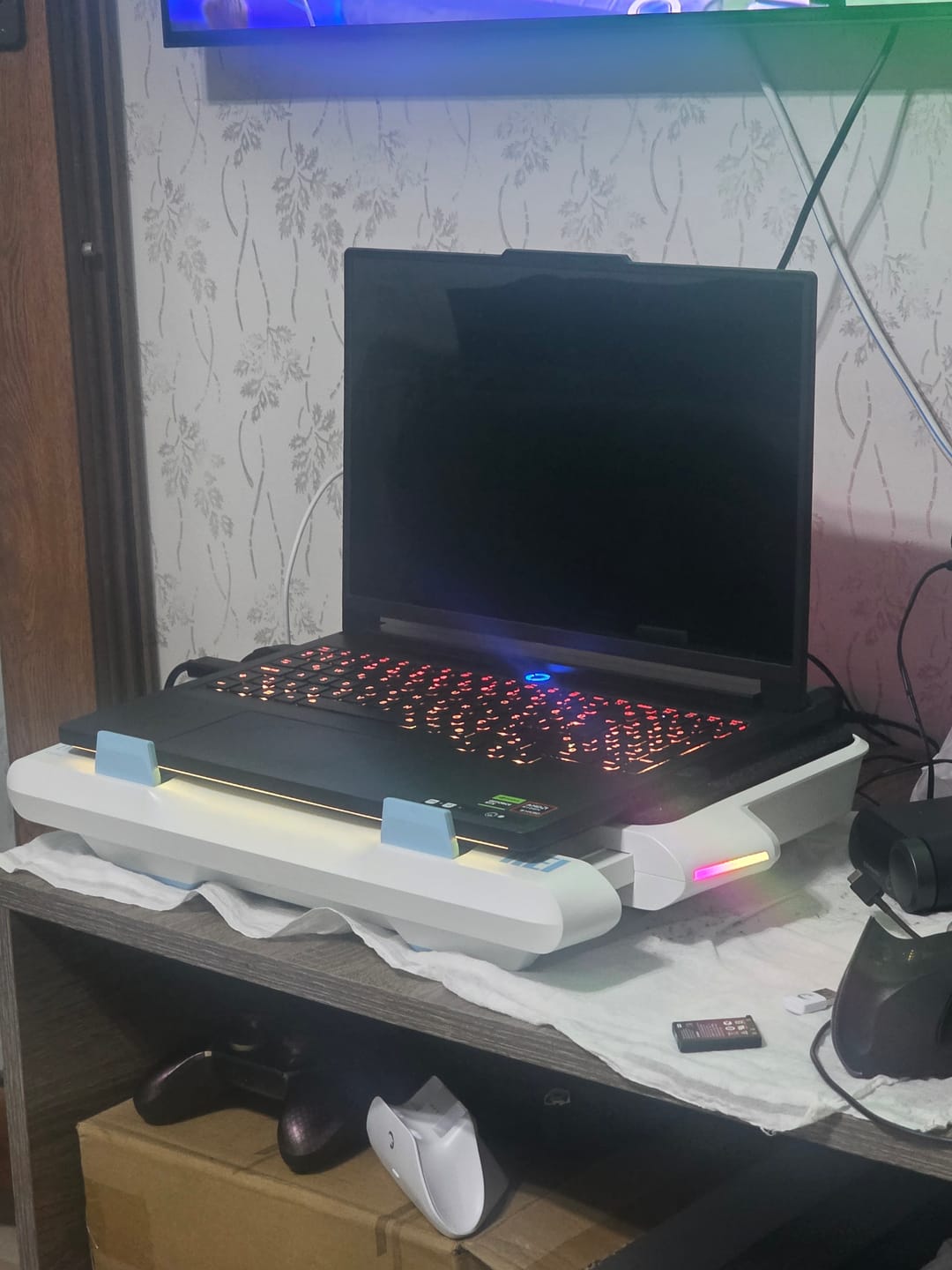 Customer photo review of FLYDIGI BS3 Pro [EVA] Laptop Soğutucu
