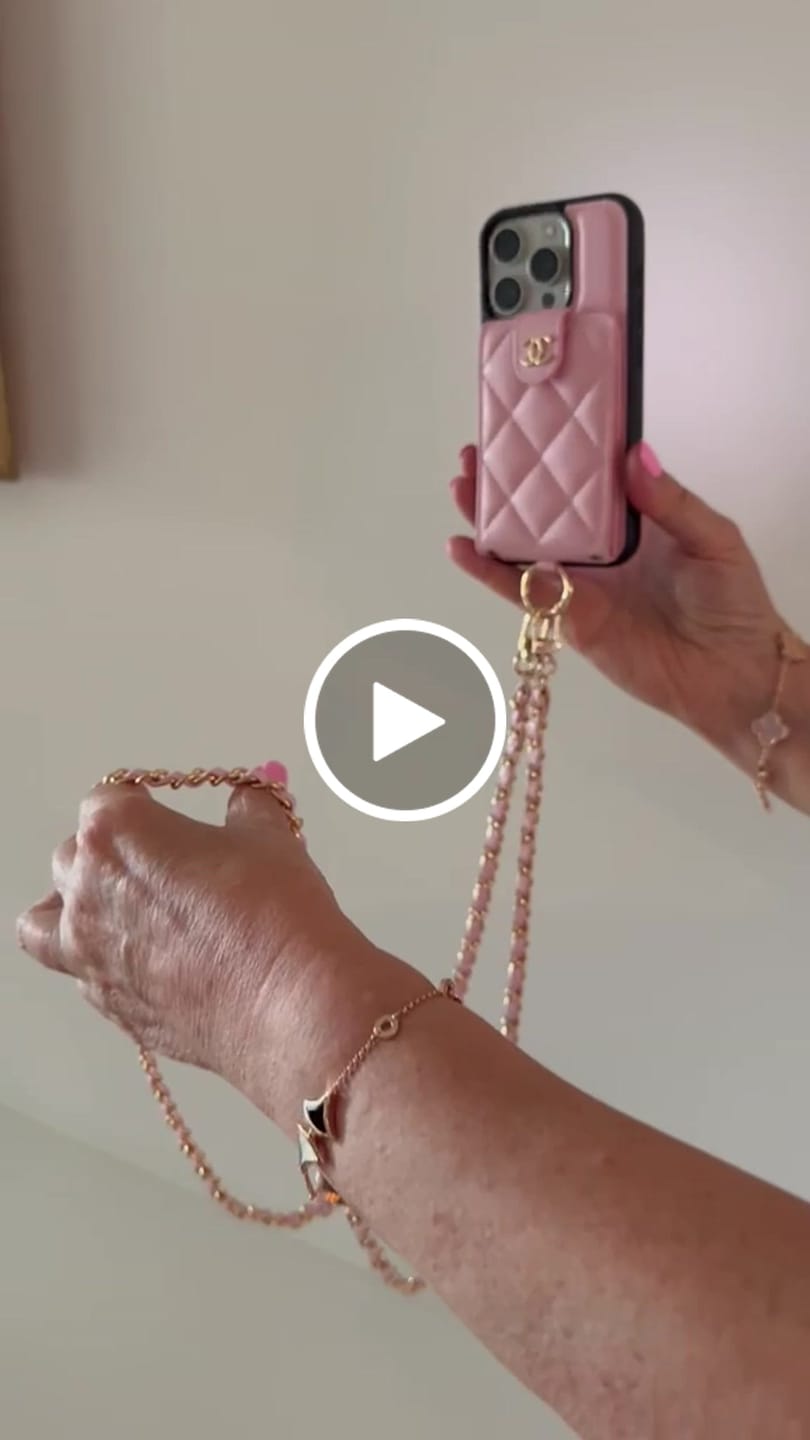 Customer video review of Chanel Card Holder Phone Case 400378