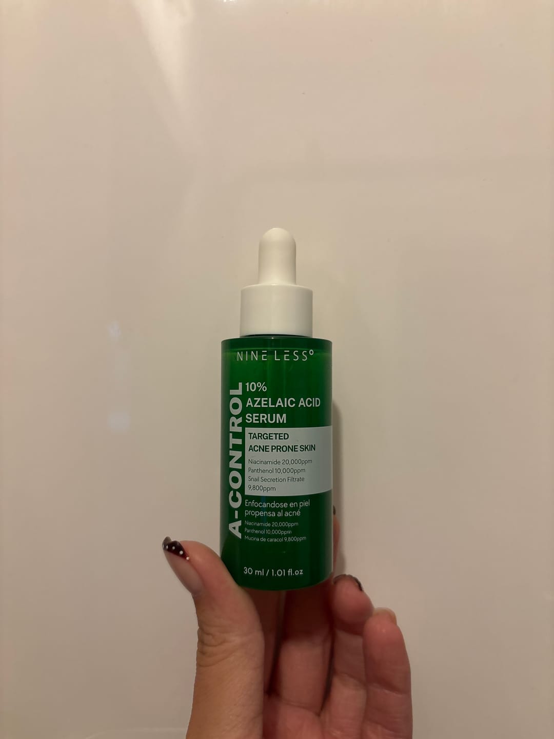 Customer photo review of Azelaīnskābes serums aknes novēršanai Nine Less A-Control 10% Azelaic Acid Serum