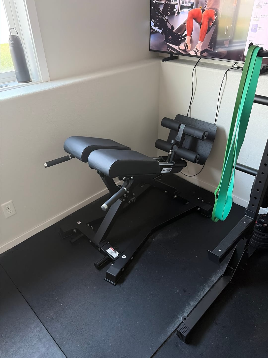 Customer photo review of RitFit BE01 Adjustable Back Extension Machine for Home and Gym