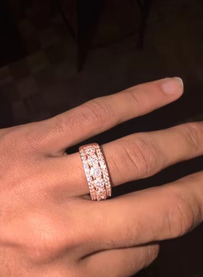 Customer photo review of 925 Sterling Silver Pass Diamond Tester Gra Moissanite Eternity Ring For Men