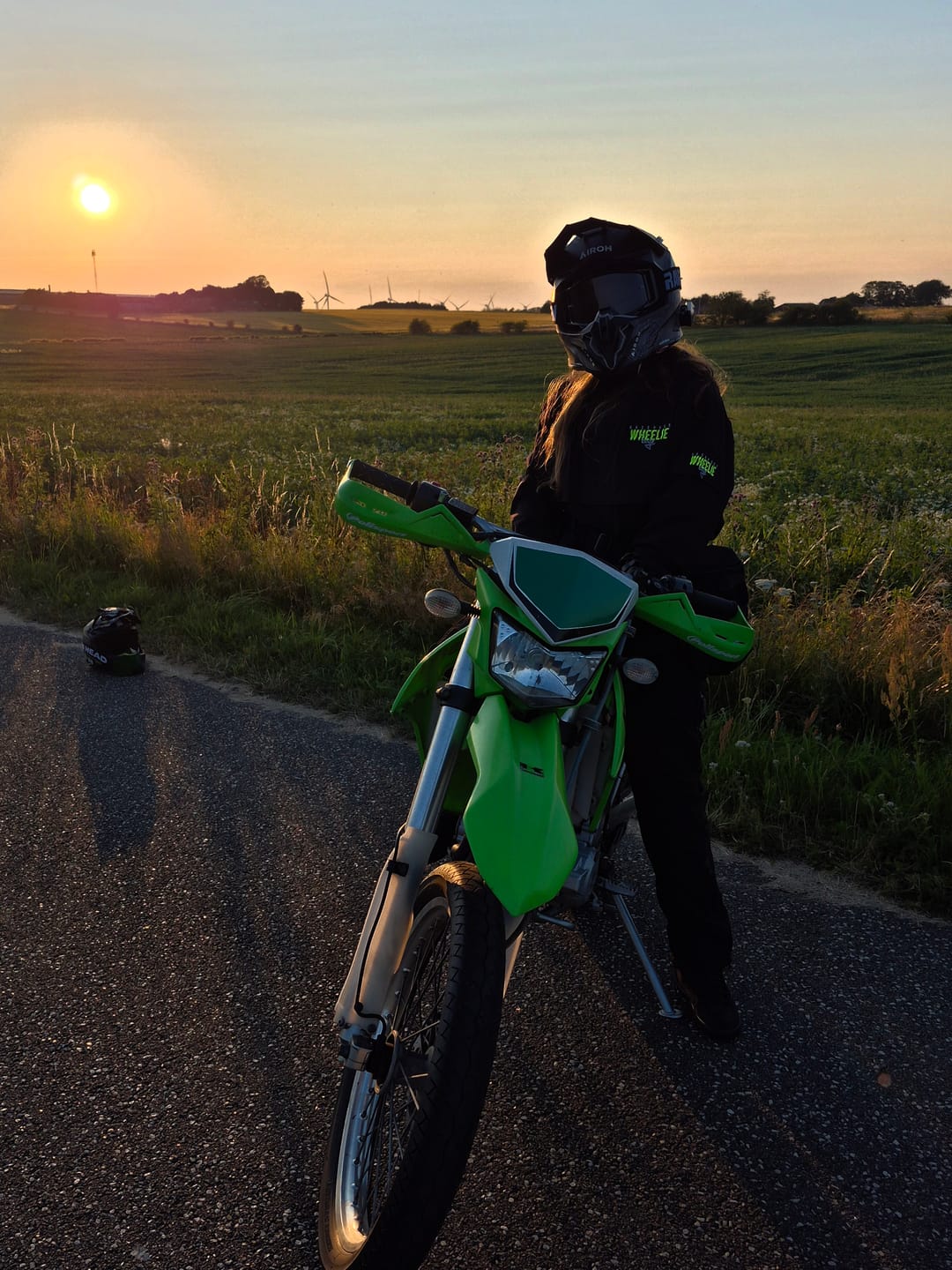 Customer photo review of BPWB Fluo Yellow Windbreaker