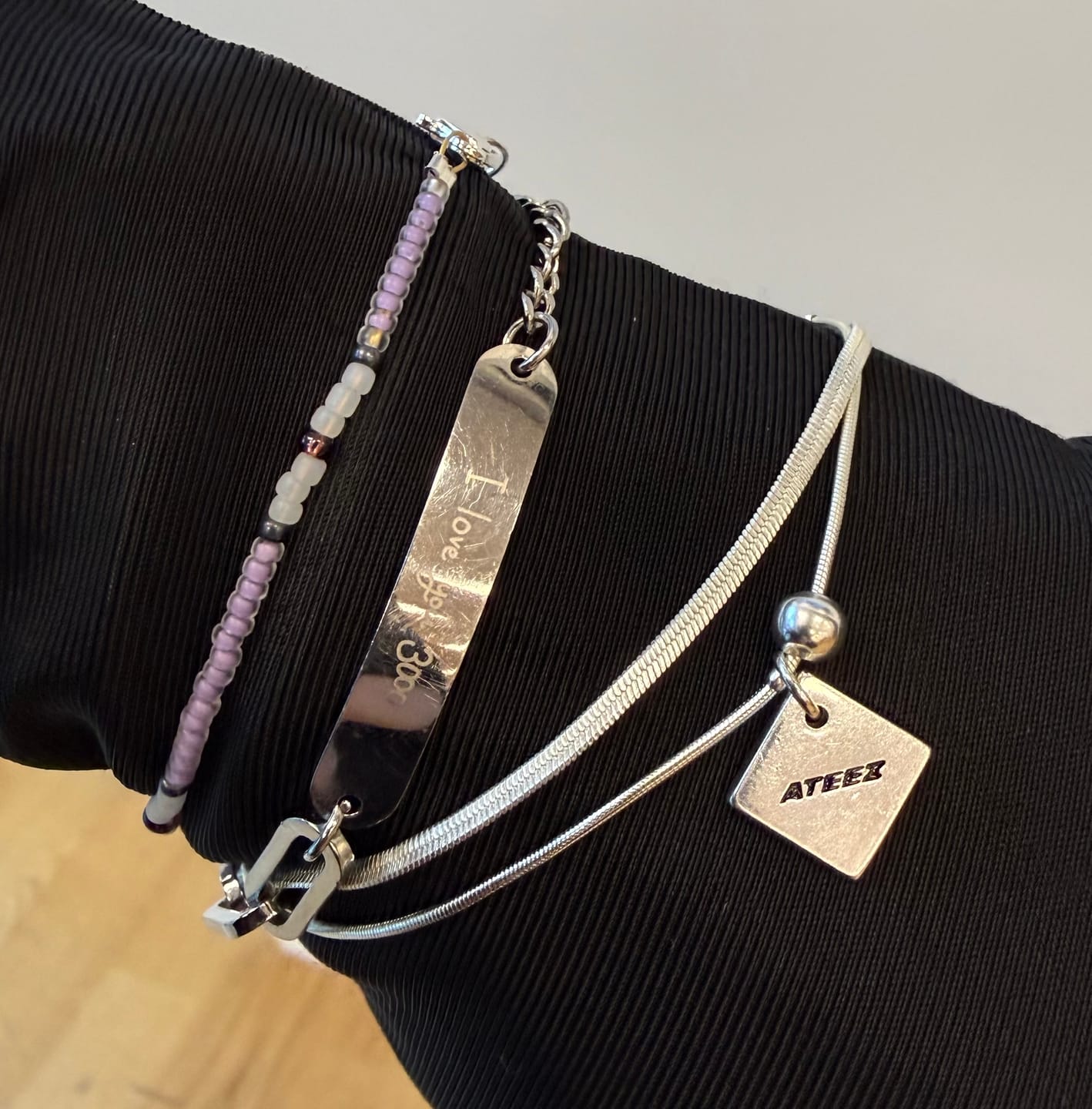 Customer photo review of ATEEZ - GOLDEN HOUR : PART.5 POP UP OFFICIAL MD 925 SILVER BRACELET