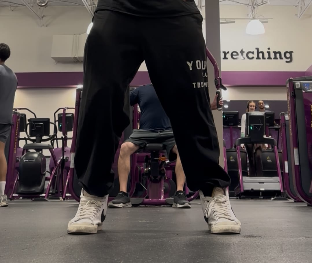Customer photo review of 2054 - Gold's Iron Legacy Layered Joggers
