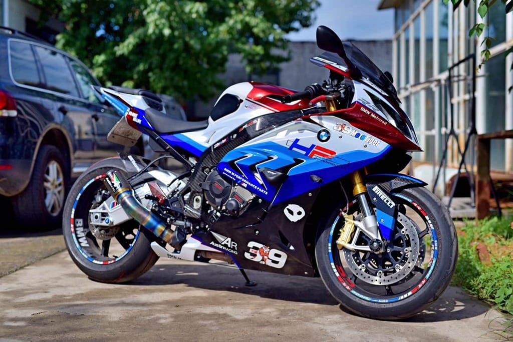 Customer photo review of BMW S1000RR 2015-2018 HP Special Design Fairing Kit