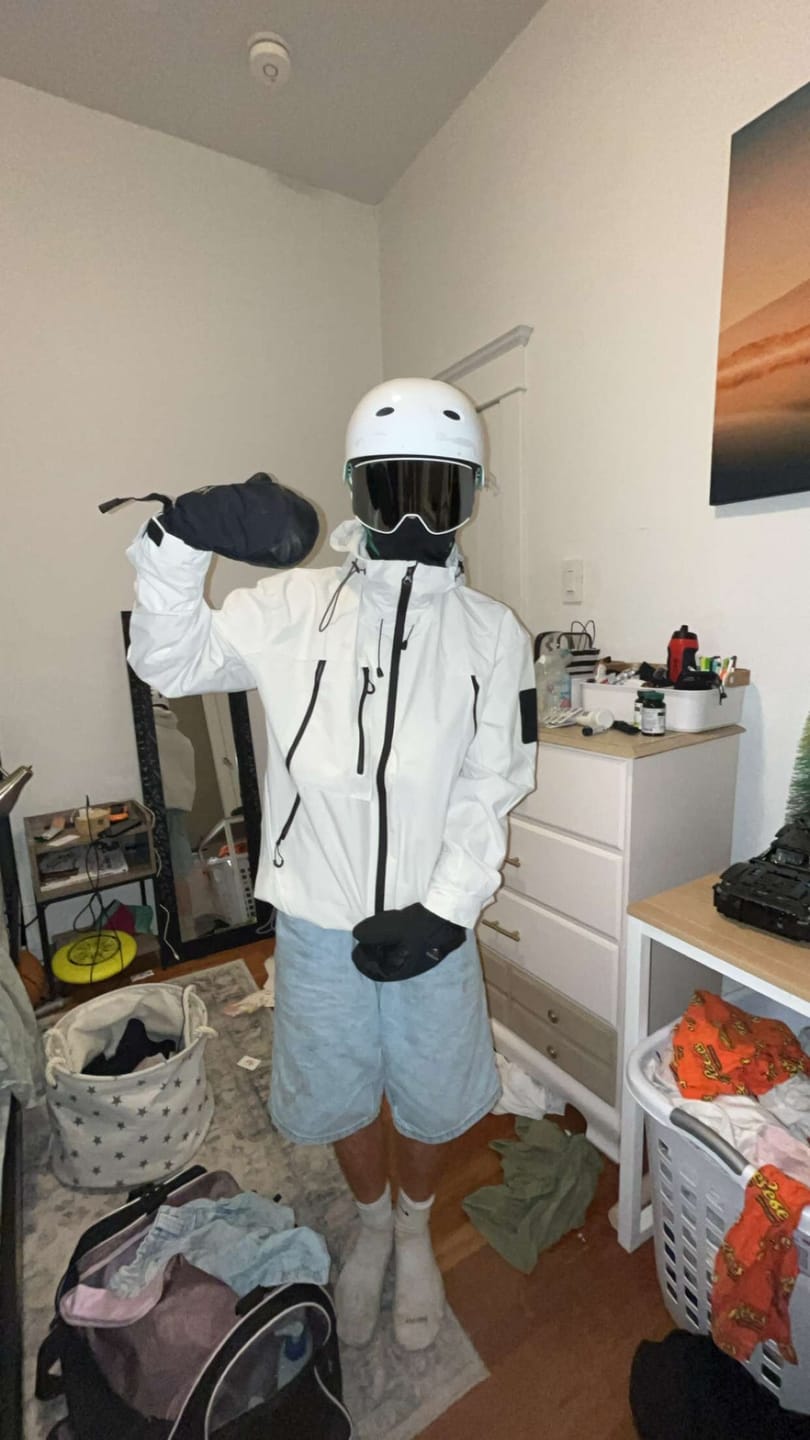 Customer photo review of Speedlane | White Silver Mirror