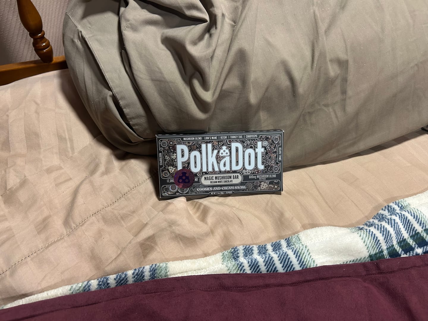 Customer photo review of Cookies & Cream Swirl Chocolate Bar (12,000 MG)