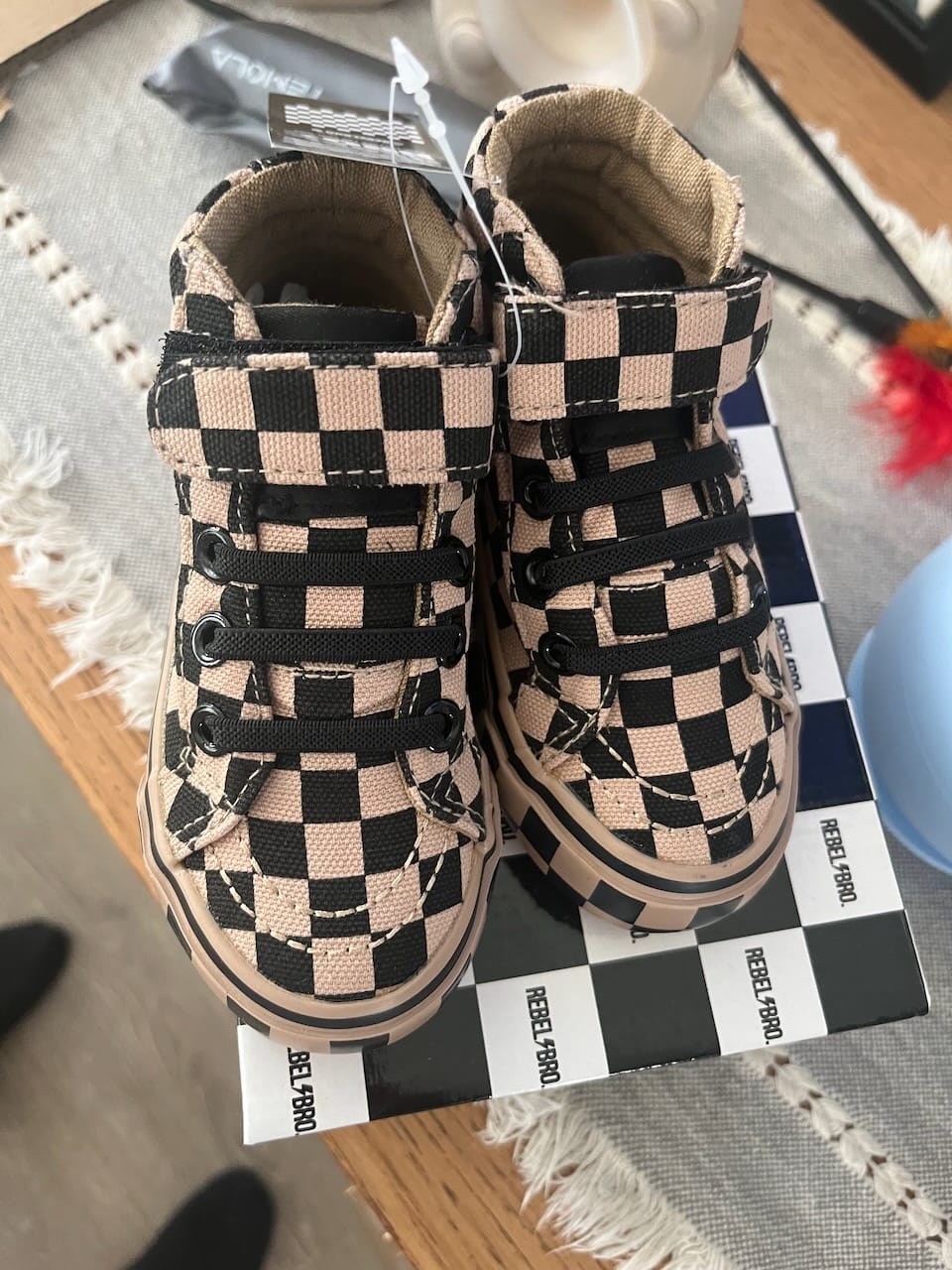 Customer photo review of SK8TR Hi-Top in Taupe + Black Checkered