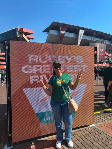 Customer photo review of Springboks Nike Womens Rugby's Greatest Rivalry Tour Tee Gorge Green