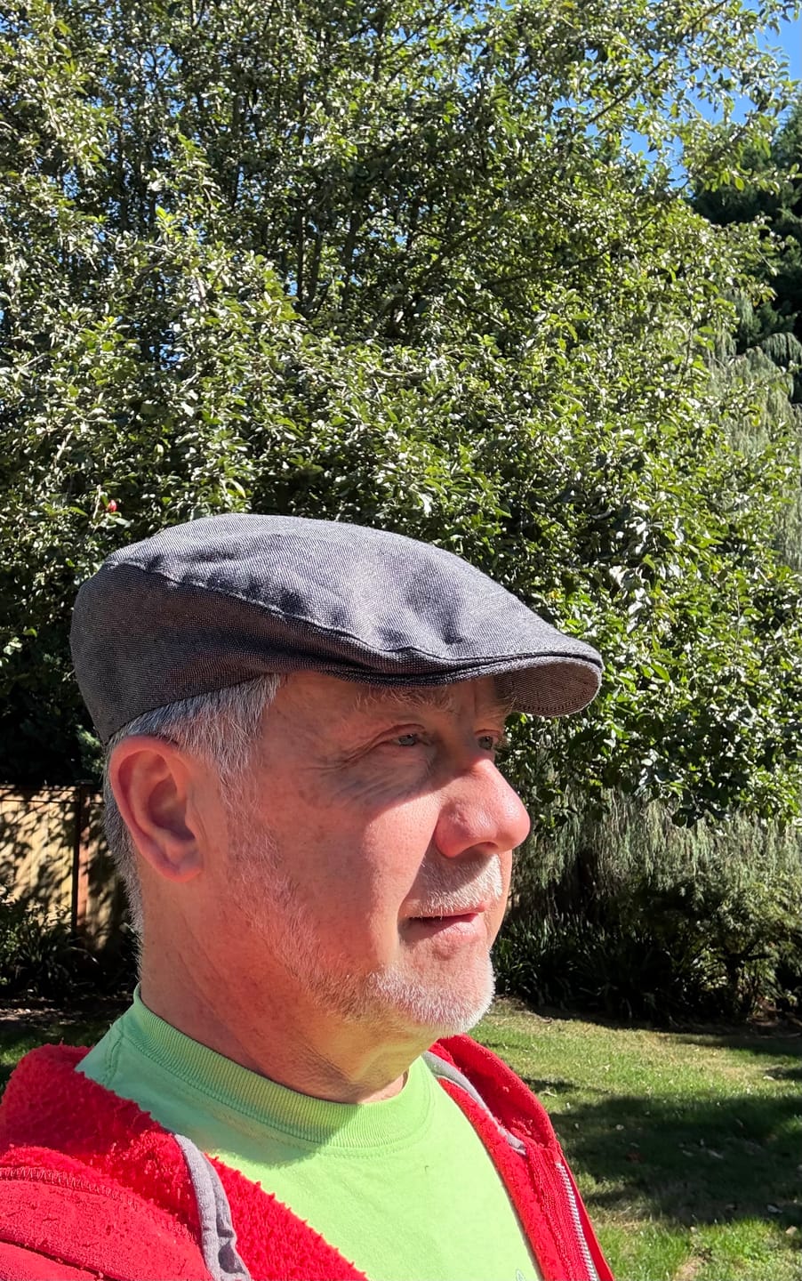 Customer photo review of Donegal Touring Cap Linen
