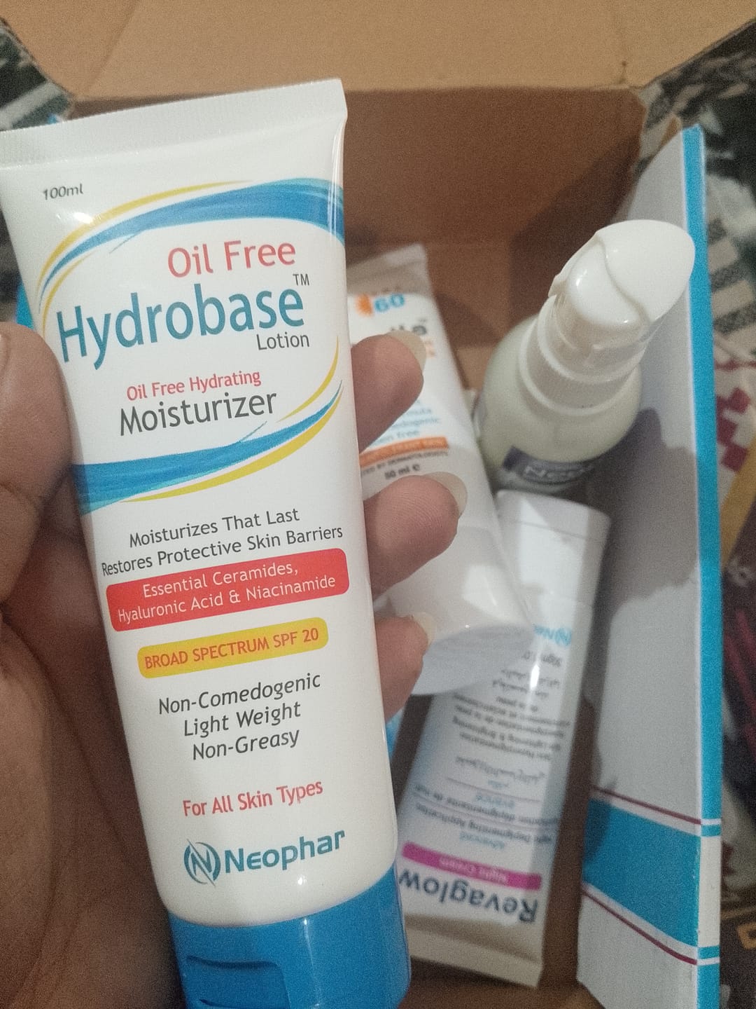 Customer photo review of Hydrobase Oil Free Lotion
