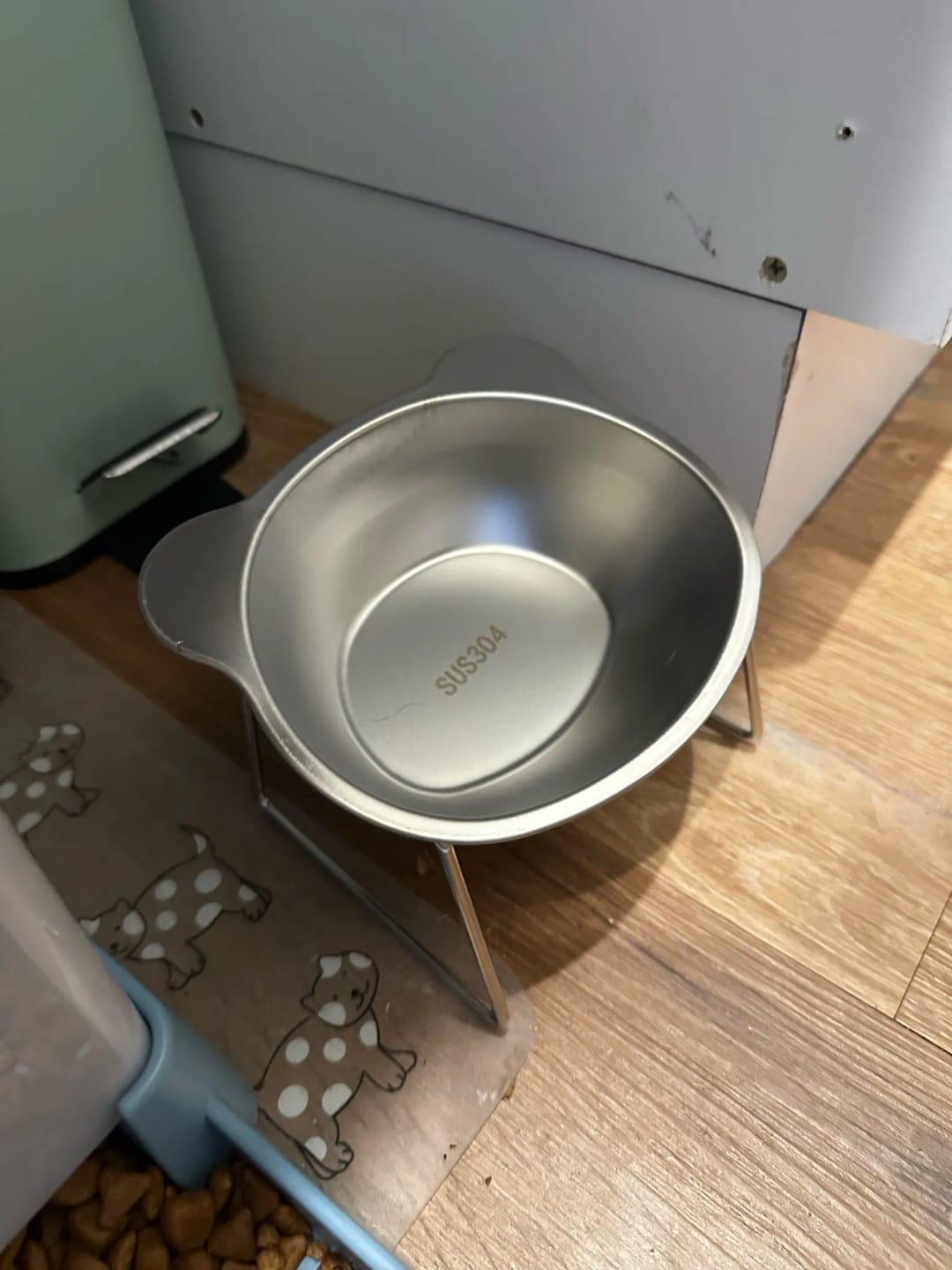 Customer photo review of Comedero ortopédico - Gato