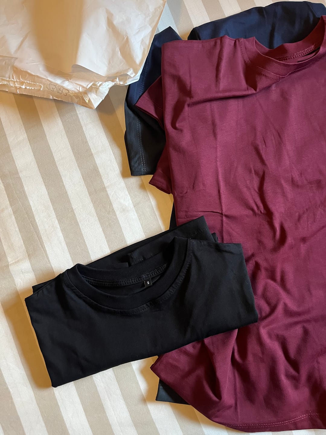 Customer photo review of T-Shirt Blanks Boxy Fit 190GSM Black