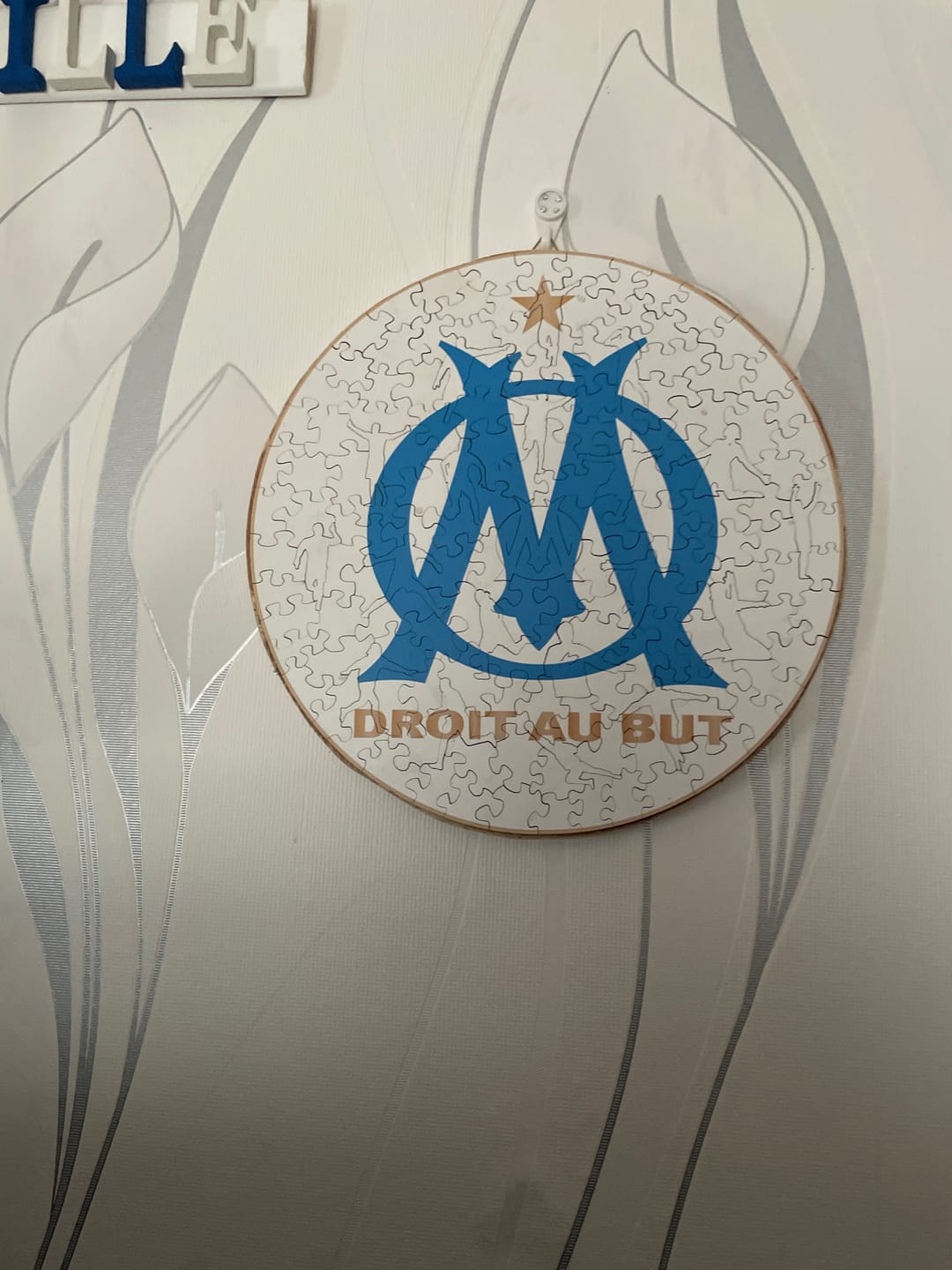 Customer photo review of Logo Olympique de Marseille® Puzzle en Bois