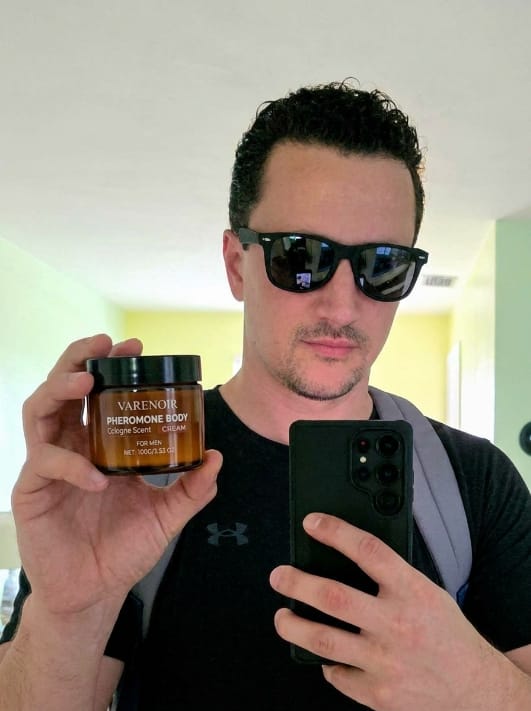 Customer photo review of Crema corporal con Feromonas Premium