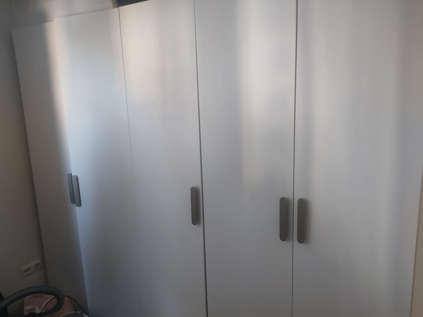 Customer photo review of Rani BA164 Modüler Gardırop 3 Kapaklı Raflı Askılı Elbise Dolabı Beyaz