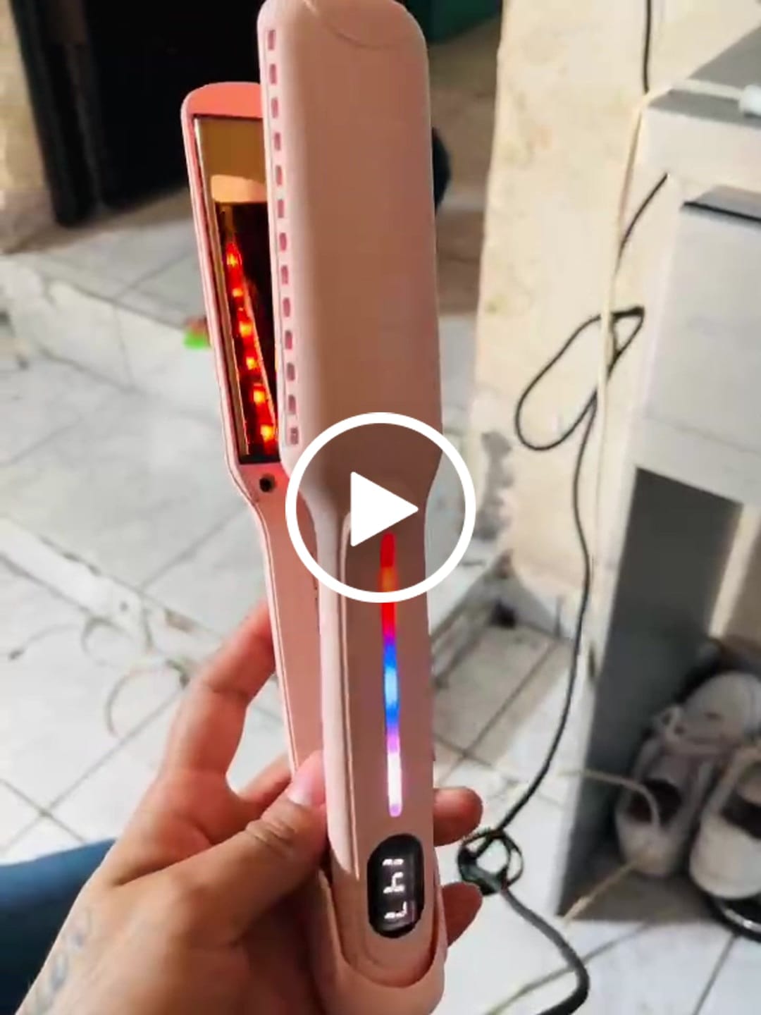 Customer video review of Set Plancha Profesional Infrarroja + Ferro 6 en 1 Light Pink