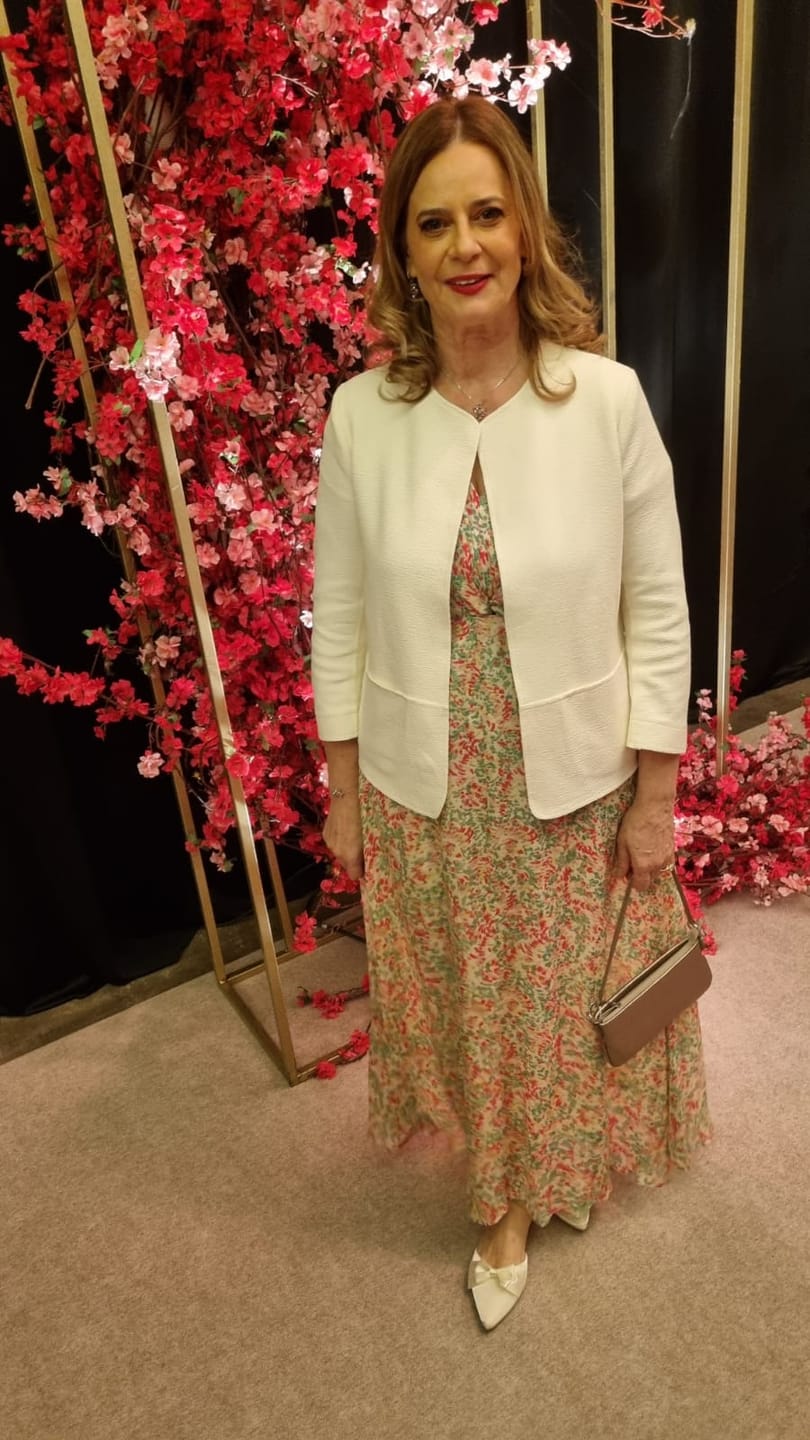 Customer photo review of Sapatilha Noiva Com Laço Velvet Off White