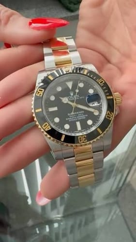 Customer photo review of Rolex Daytona Rainbow GOLD