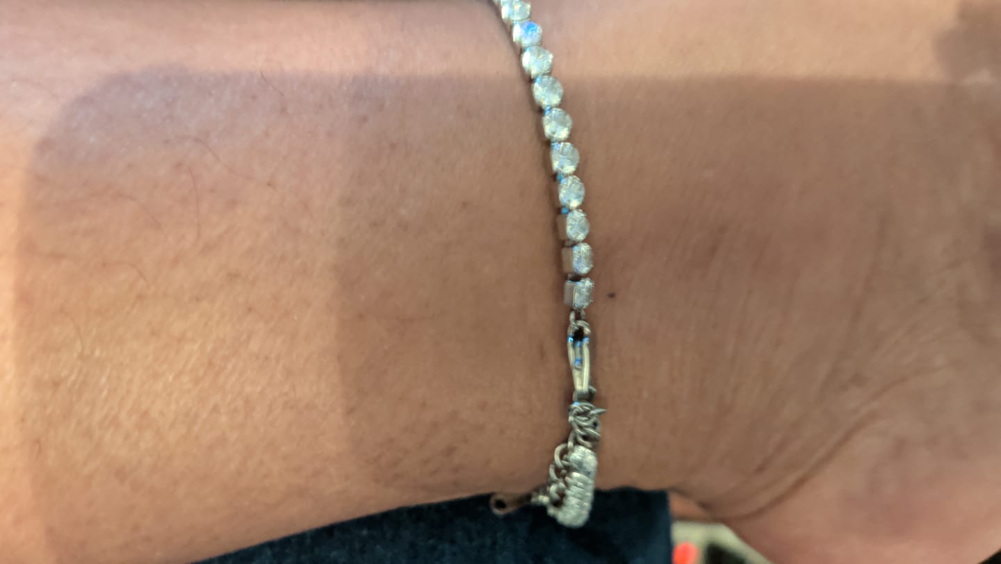 Customer photo review of Tennis Anklet - 4mm
