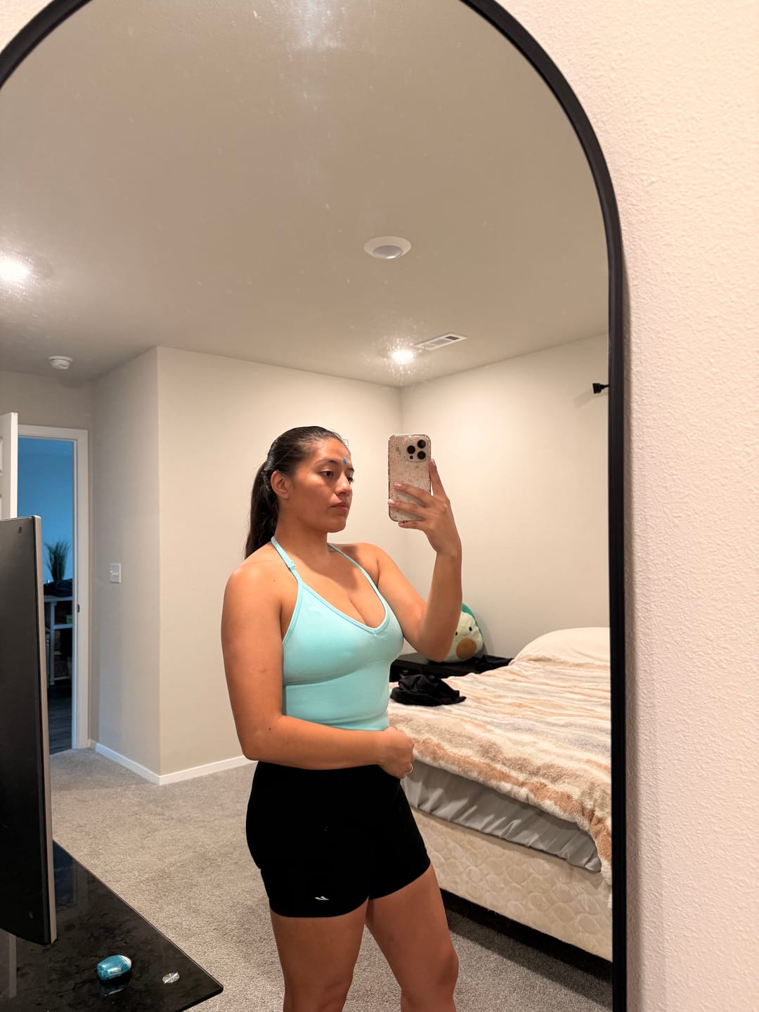 Customer photo review of W4347 Pulse Seamless Halter Tank