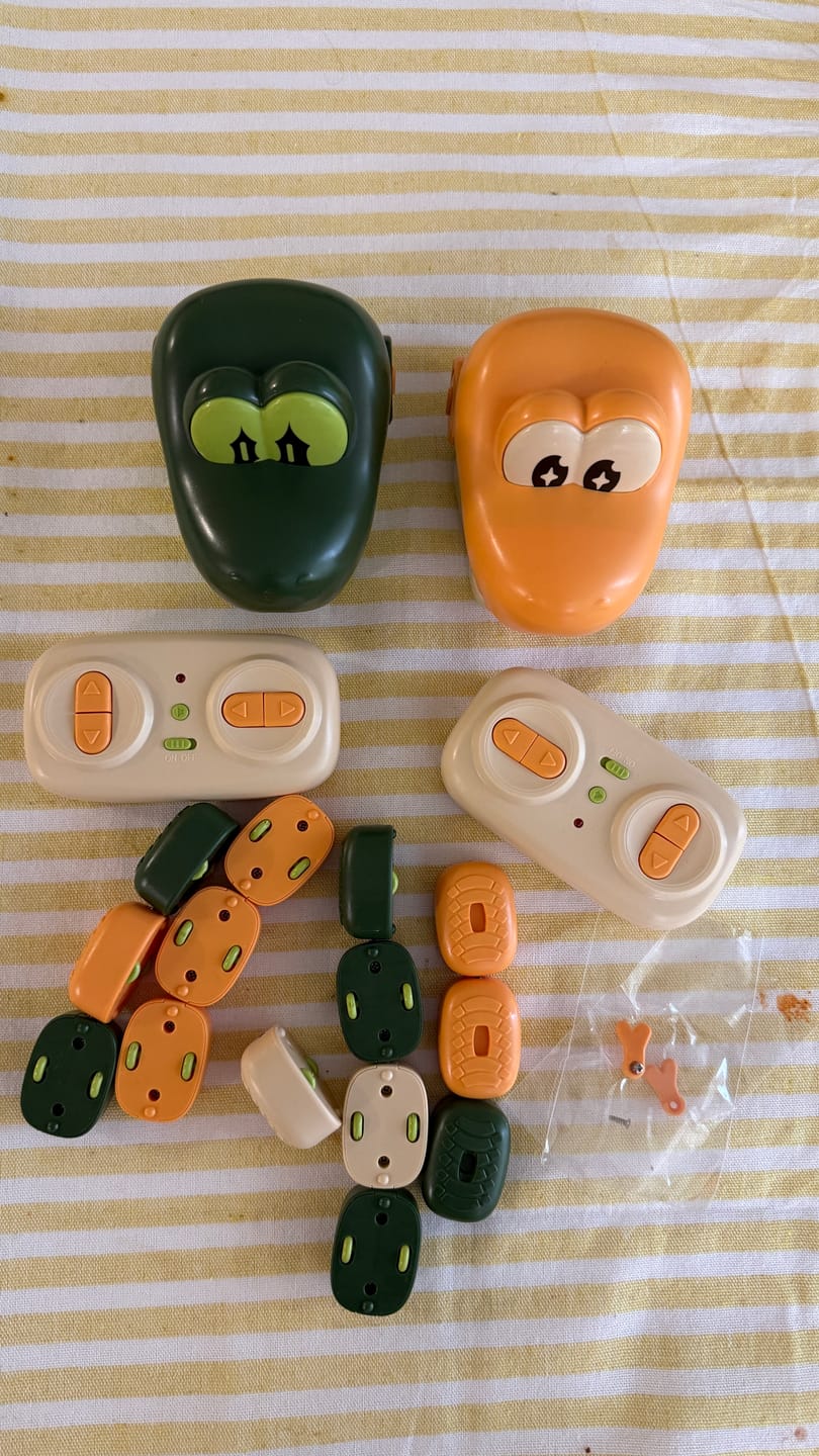 Customer photo review of Snake Rumble – RC Snake Bean Chase Game