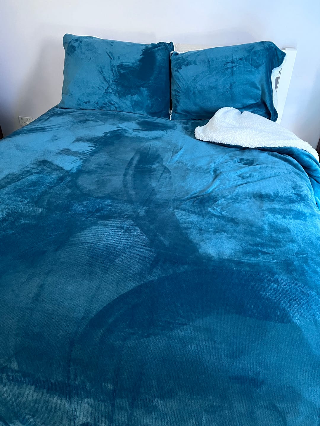 Customer photo review of 700GSM Reversible Sherpa Doona