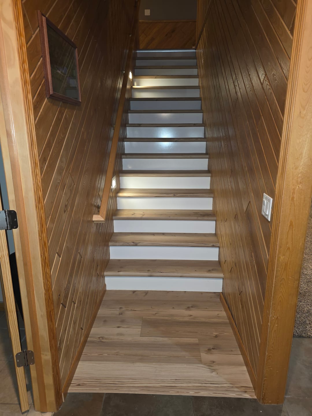 Customer photo review of Akers Trail Stair Tread
