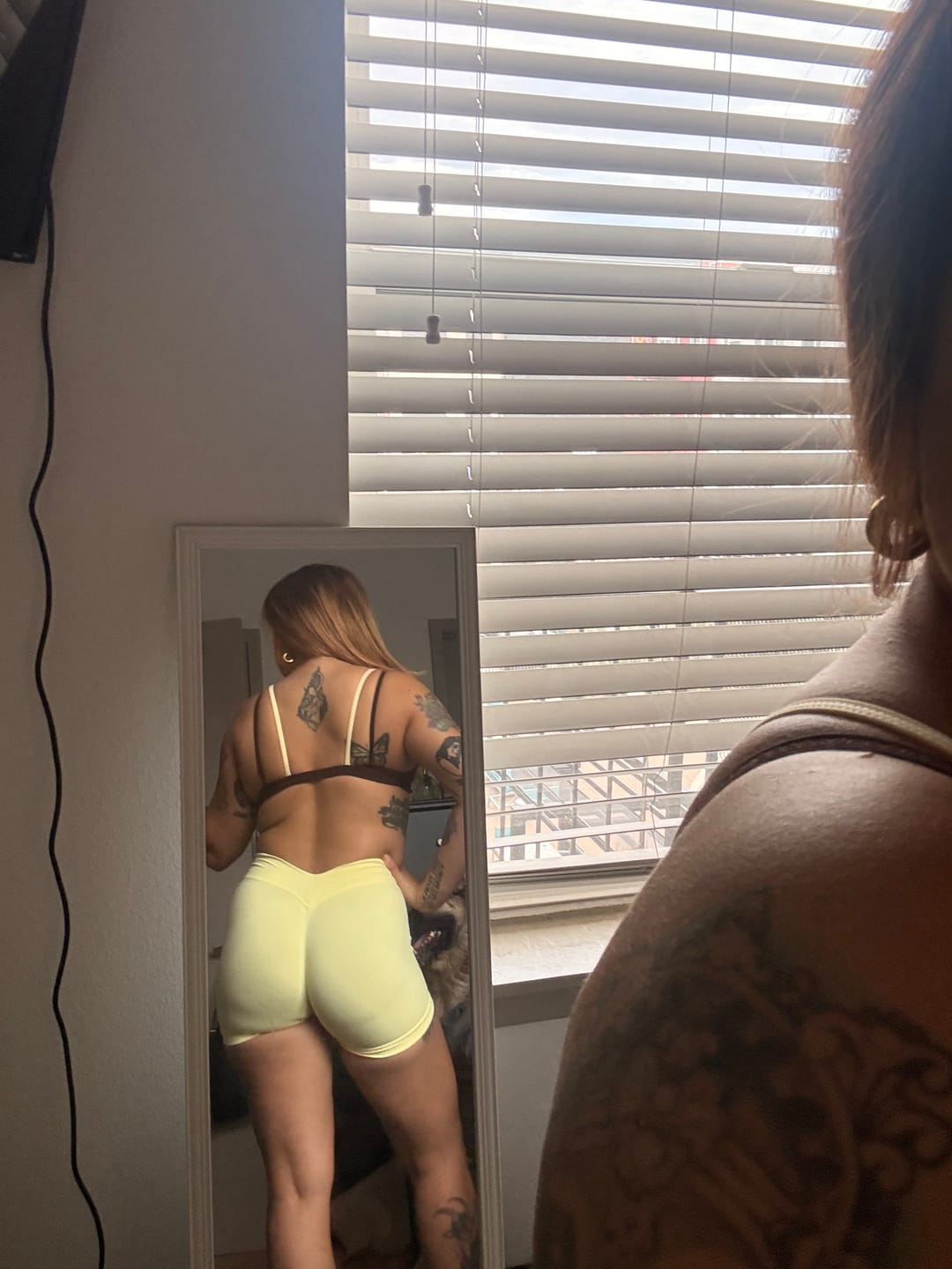 Customer photo review of Soft Butter Yellow V-Back Shaping Scrunch Butt Shorts