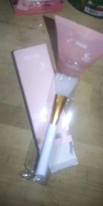 Customer photo review of Collagen Night Wrapping Mask