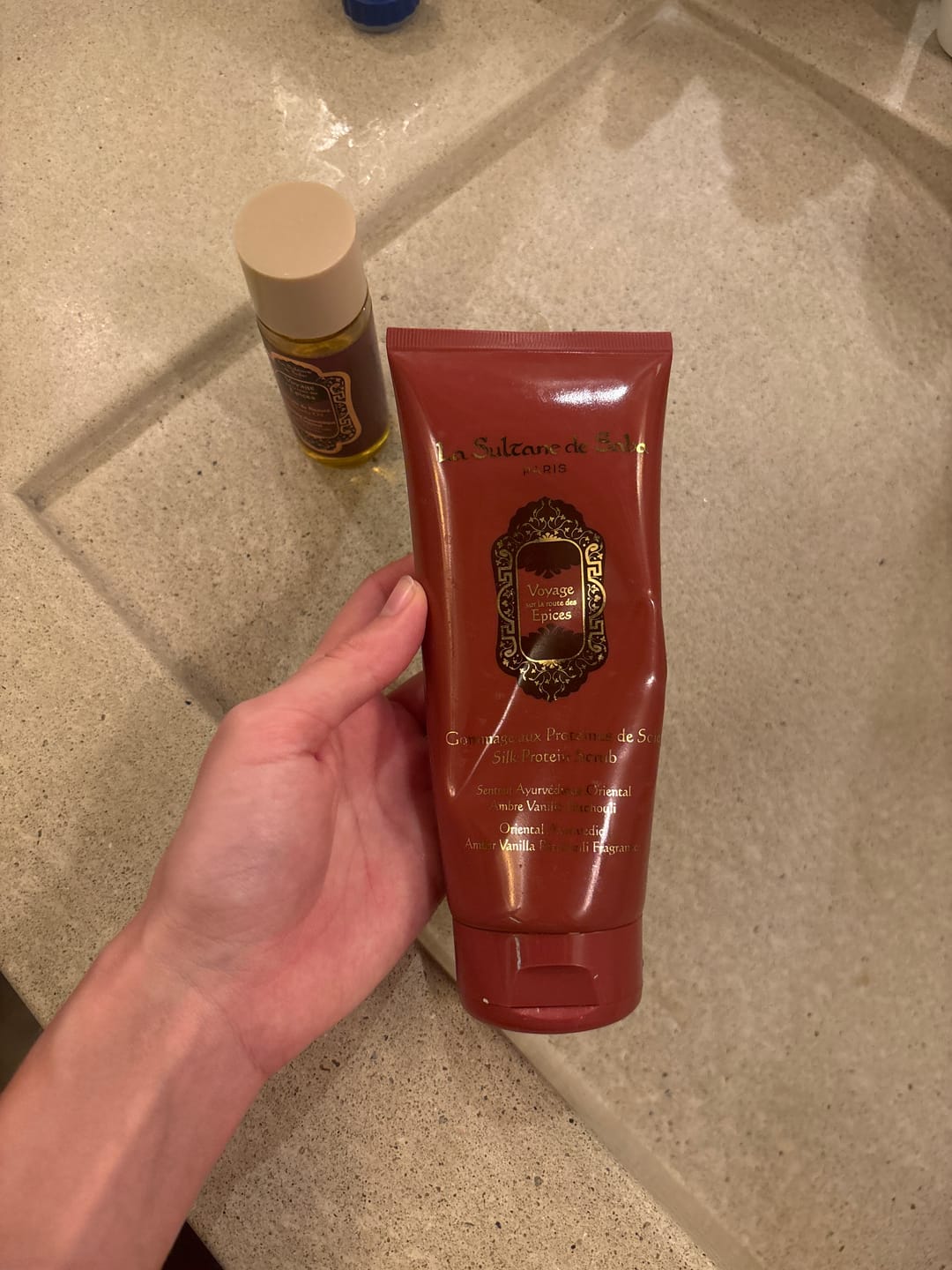 Customer photo review of Silk Protein Scrub - Ayurvedic Treatment - Amber Vanilla Patchouli Journey To The Spices Route