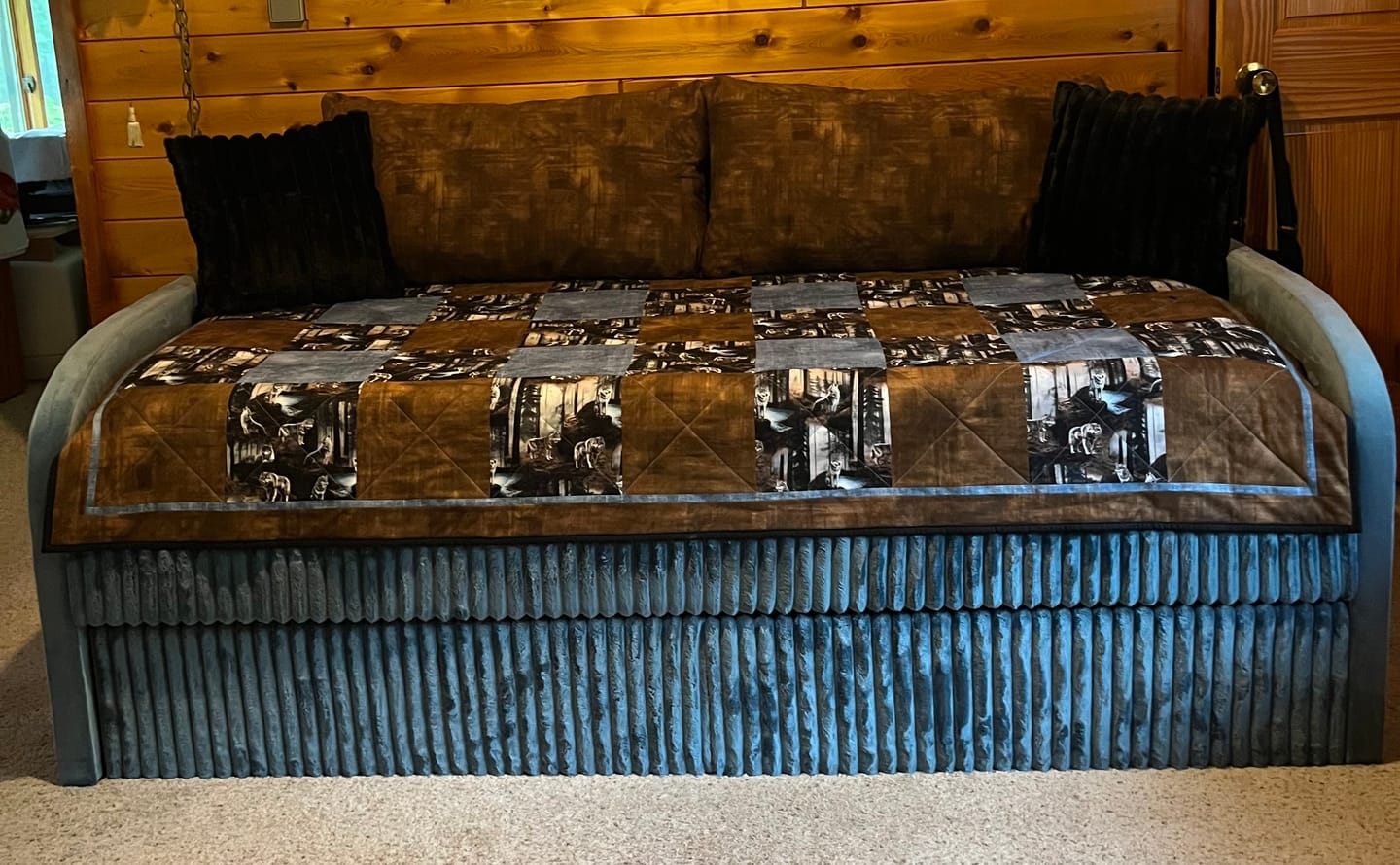 Customer photo review of Wildlife Fabric Collection - Wolf Pack