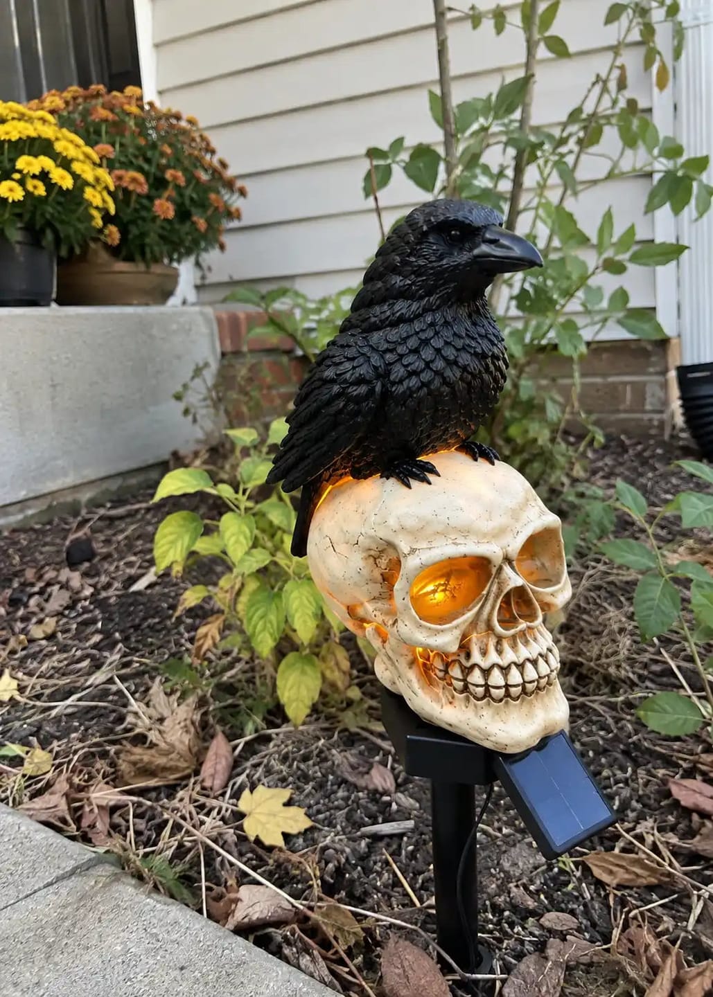 Customer photo review of Halloween Crow Skull Solar Light™
