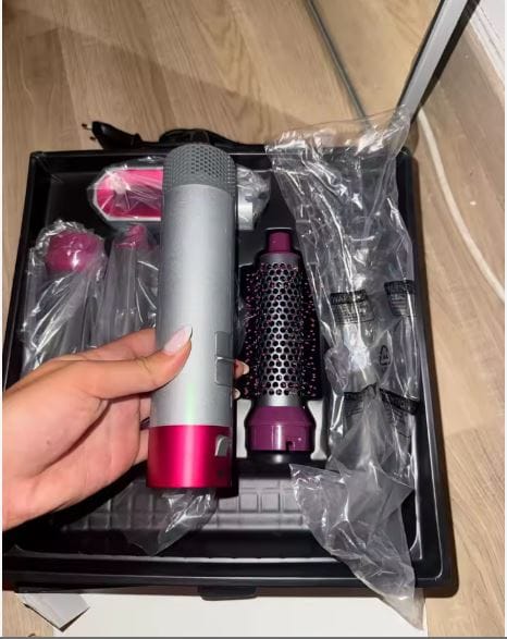 Customer photo review of Multistyler 5 in 1 – Asciuga, Liscia, Arriccia e Volumizza