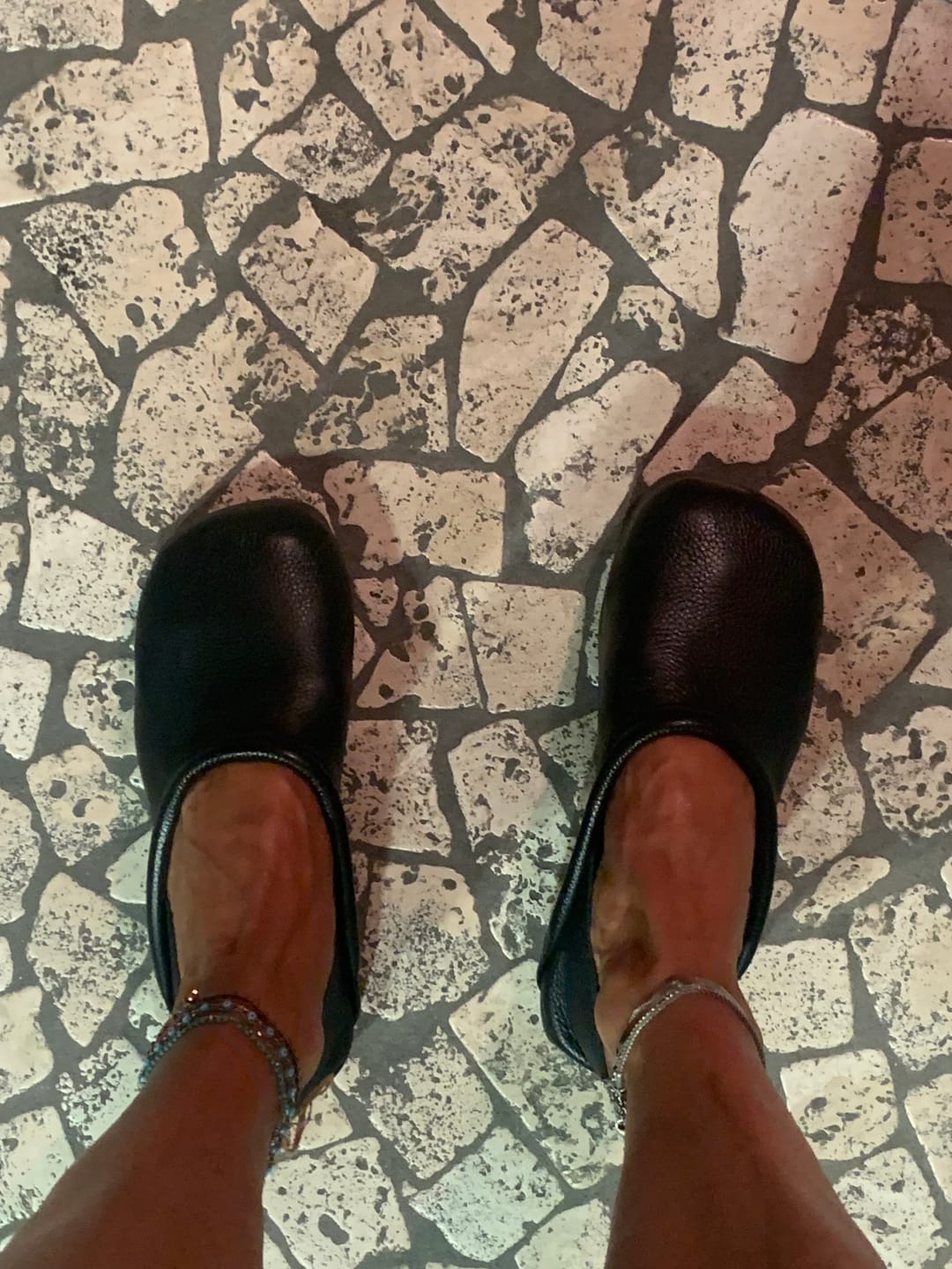 Customer photo review of Women Casual Summer Solid Soft Leather Flat Shoes