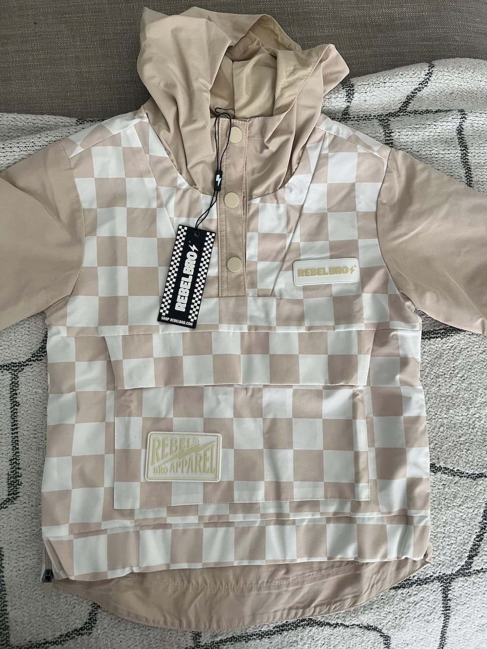 Customer photo review of Pullover Windbreaker in Salt + Sand Checkered