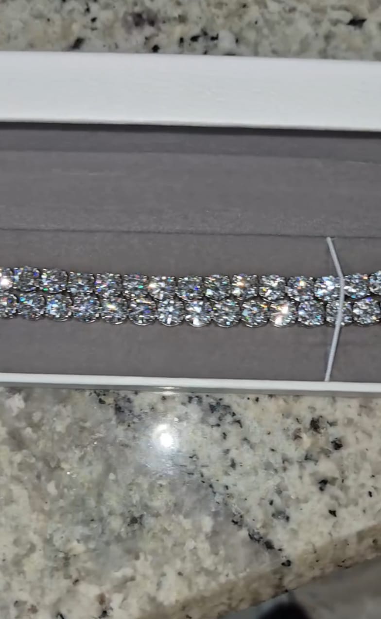 Customer photo review of Sterling Silver 925 2MM 3MM 4MM 5MM 6.5MM Moissanite Tennis Bracelet with GRA Certificate