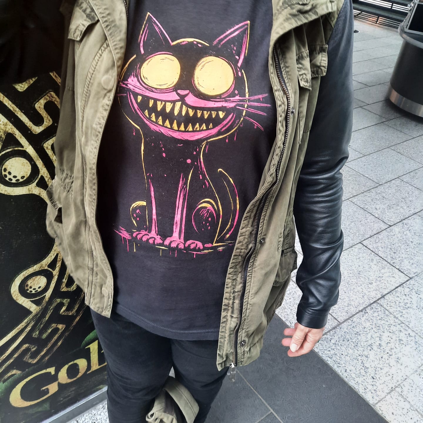 Customer photo review of Cat Grin
