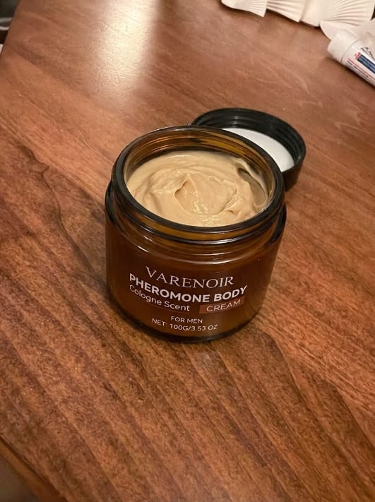 Customer photo review of Crema corporal con Feromonas Premium