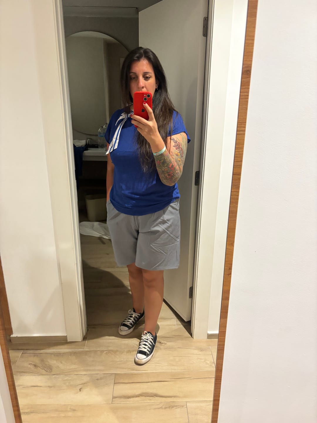 Customer photo review of Bermuda Ro gris