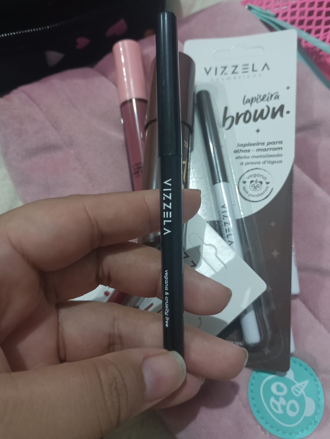 Customer photo review of Lapiseira para Olhos Preta - Cat Lovers - Vizzela
