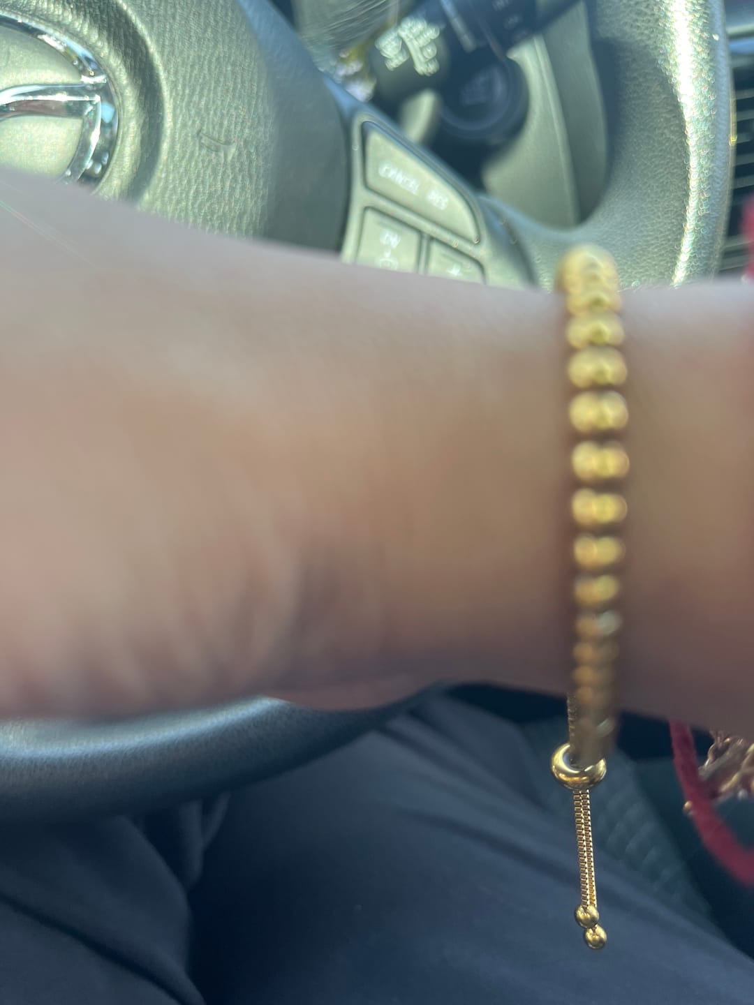 Customer photo review of Niloya Beaded Gold Bracelet