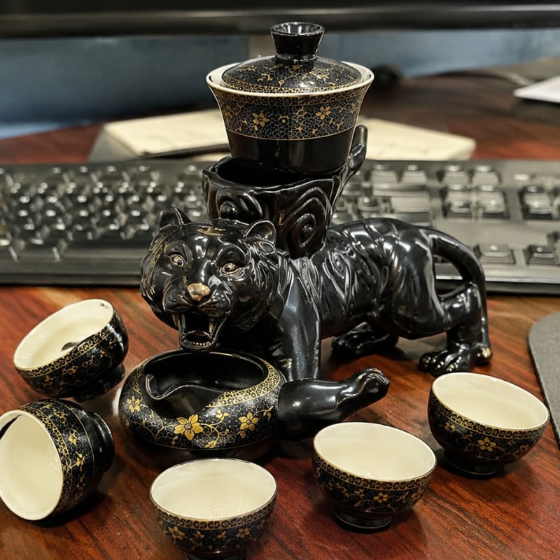 Customer photo review of Takumi Semi-Automatic Tiger Ceramic Kung Fu Tea Set
